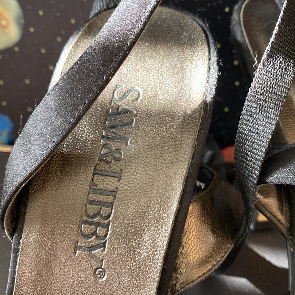 Sam & Libby Ankle strap heeled sandals - Picture 4 of 8